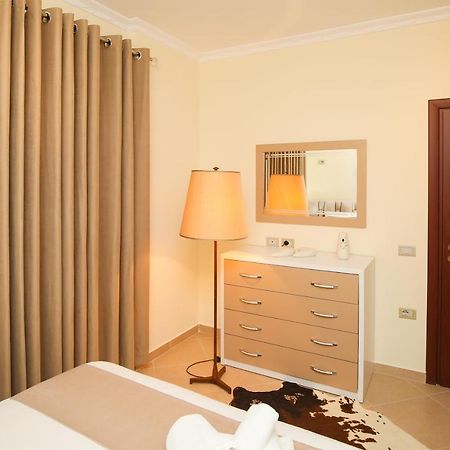 Tafa Deluxe Apartment Vlorë Eksteriør bilde