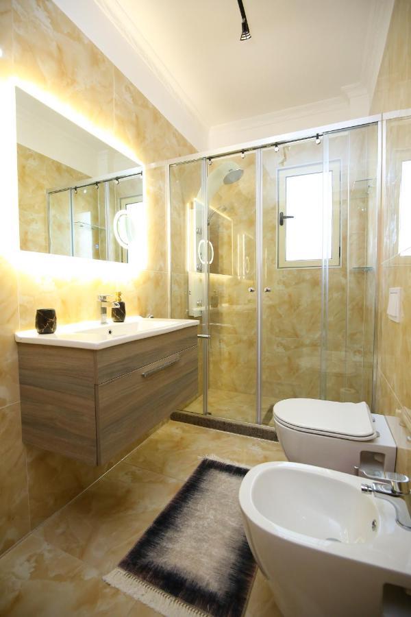 Tafa Deluxe Apartment Vlorë Eksteriør bilde