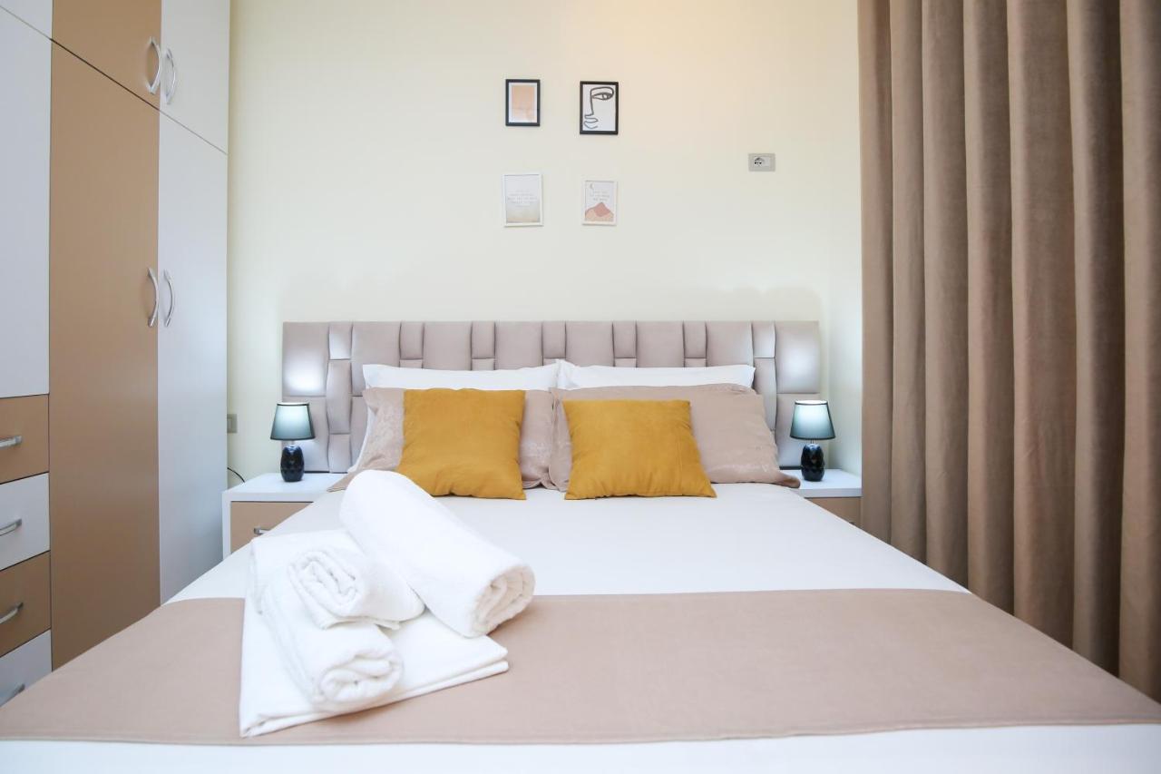 Tafa Deluxe Apartment Vlorë Eksteriør bilde